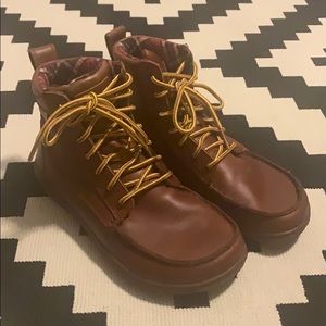 Lem boulder boot leather in brown
